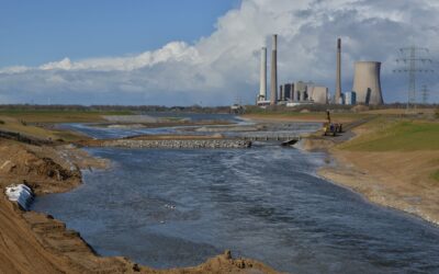 Emscerkunstweg vor Ort Mit einem Spaghettieis zur neuen Mündung Foto Markus Farys